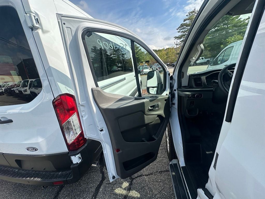 2025 Ford Transit-250 Base Low Roof
