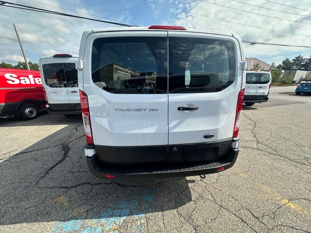 2025 Ford Transit-250 Base Low Roof