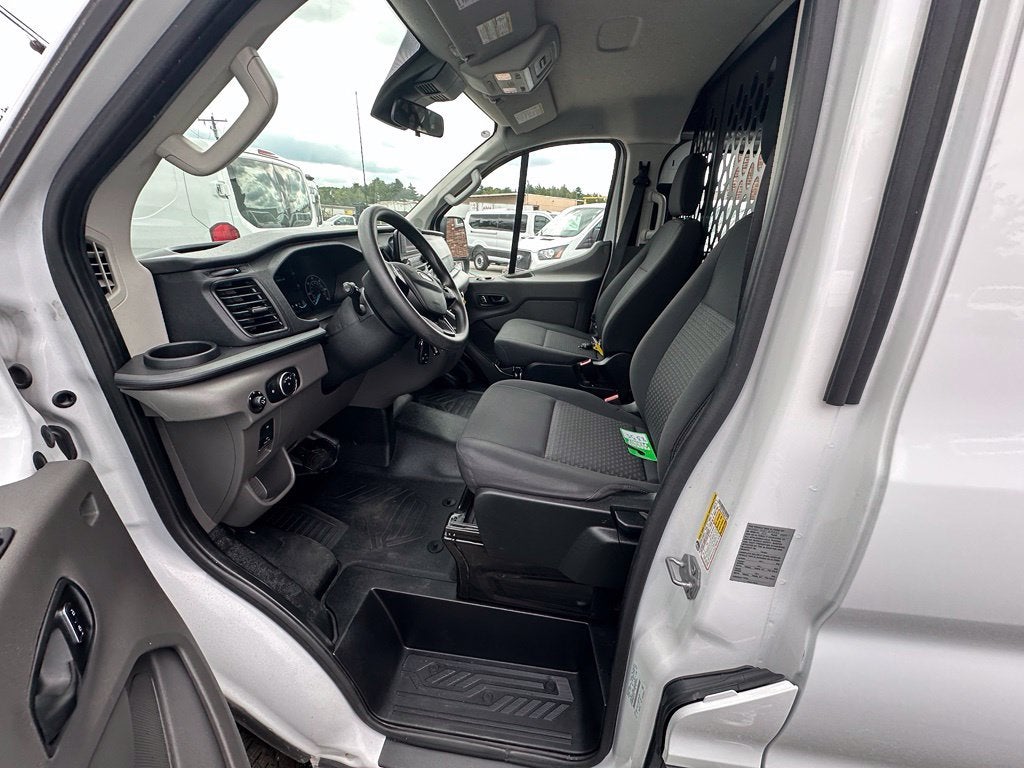 2025 Ford Transit-250 Base Low Roof