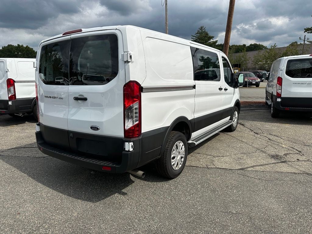 2025 Ford Transit-250 Base Low Roof