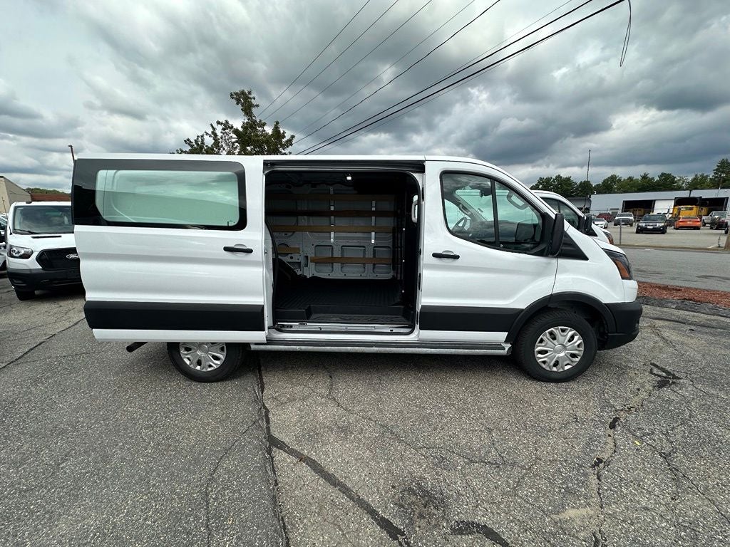 2025 Ford Transit-250 Base Low Roof