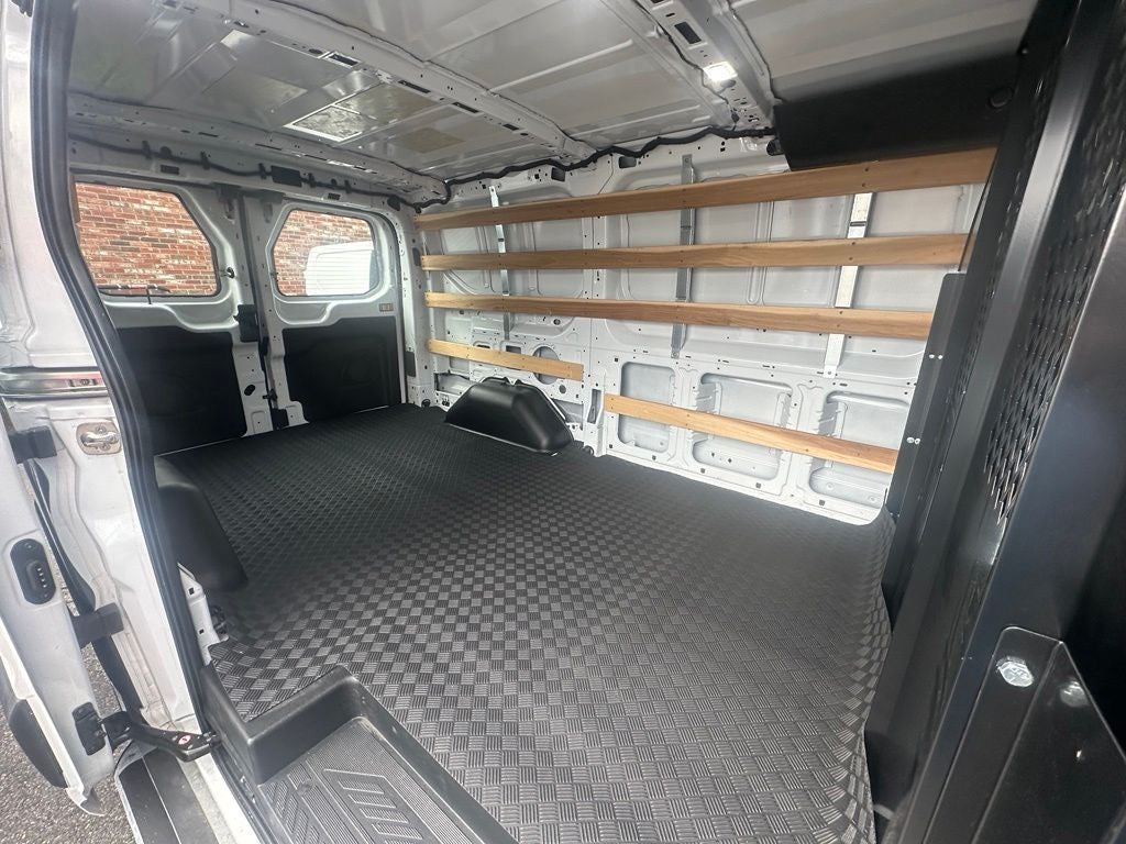 2025 Ford Transit-250 Base Low Roof