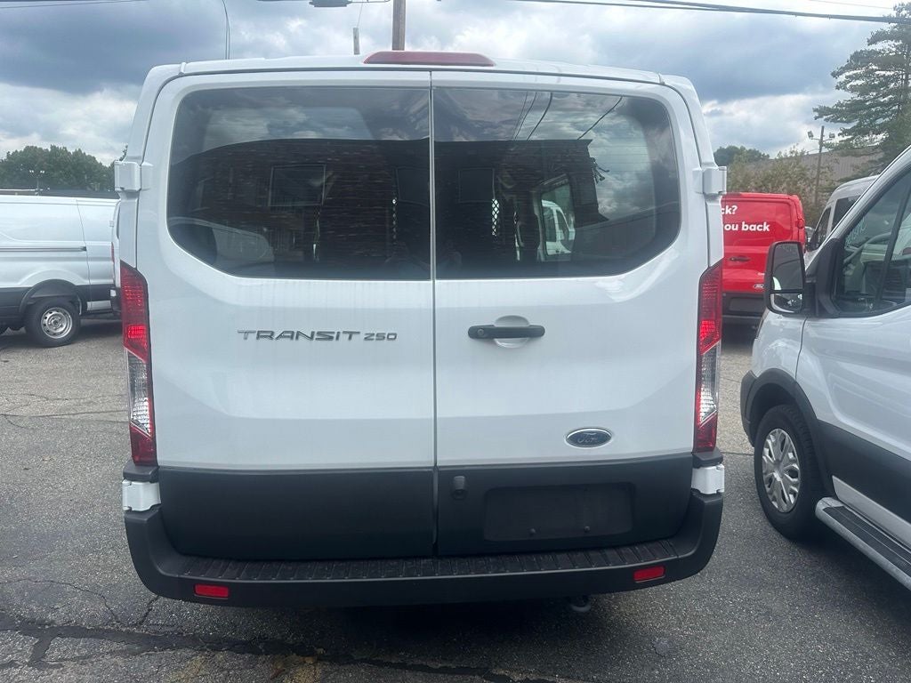 2025 Ford Transit-250 Base Low Roof