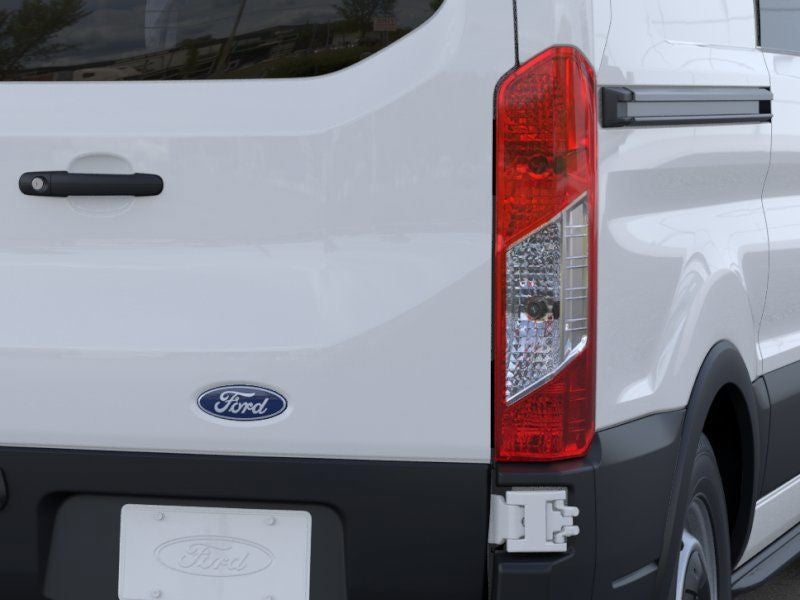 2026 Ford Transit-250 T-250 130" Low Rf 9150 GVWR RWD