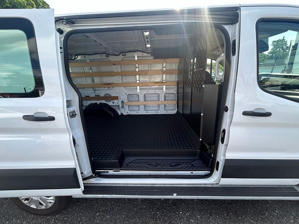 2025 Ford Transit-250 Base Low Roof