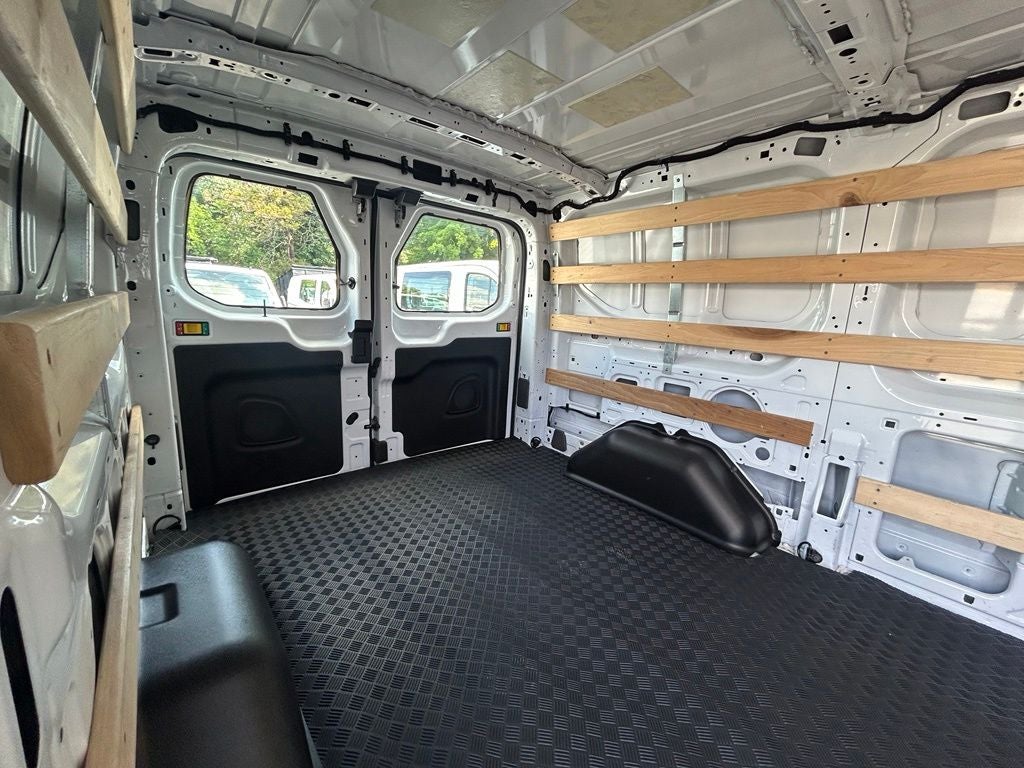 2025 Ford Transit-250 Base Low Roof