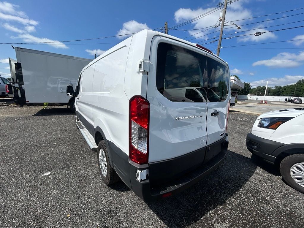 2025 Ford Transit-250 Base Low Roof