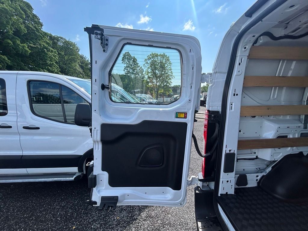 2025 Ford Transit-250 Base Low Roof