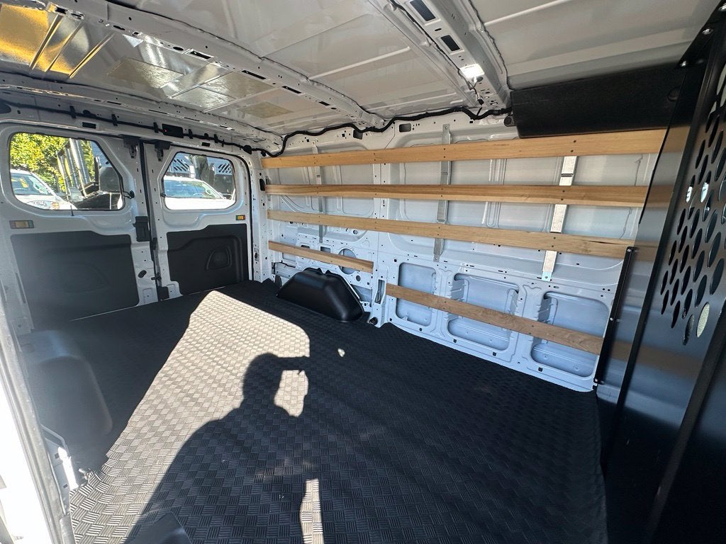 2025 Ford Transit-250 Base Low Roof
