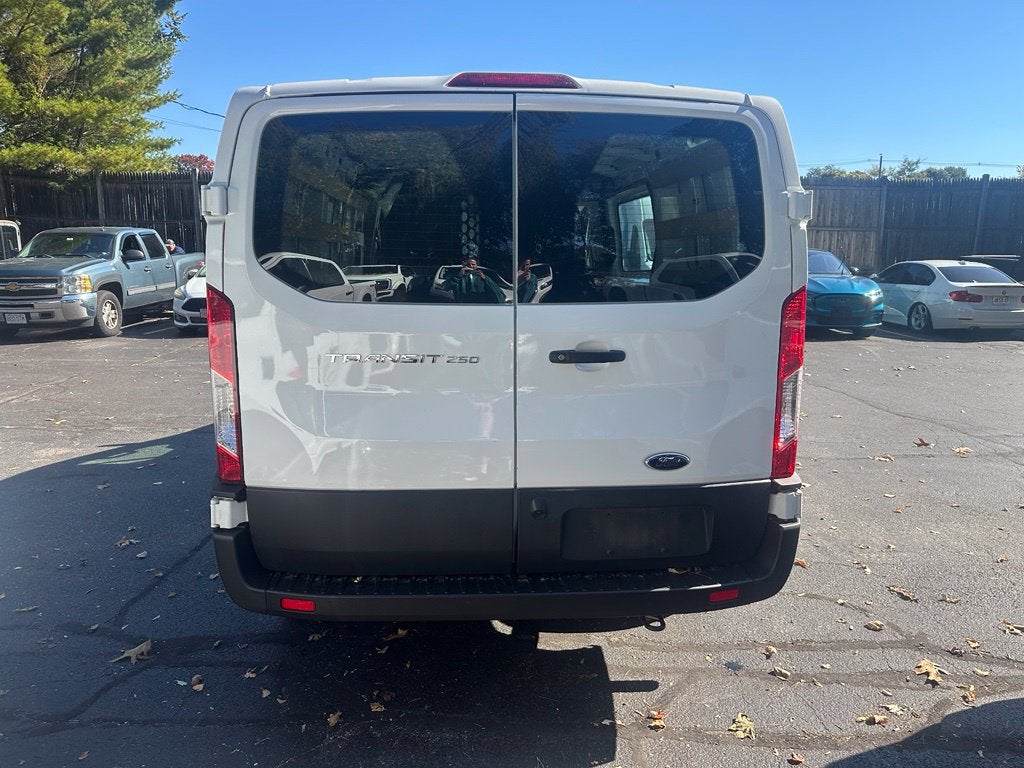 2025 Ford Transit-250 Base Low Roof
