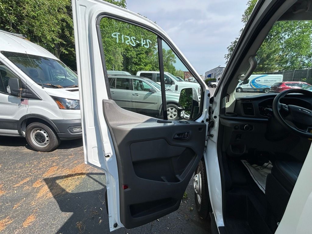 2024 Ford Transit Cargo Van Medium Roof AWD