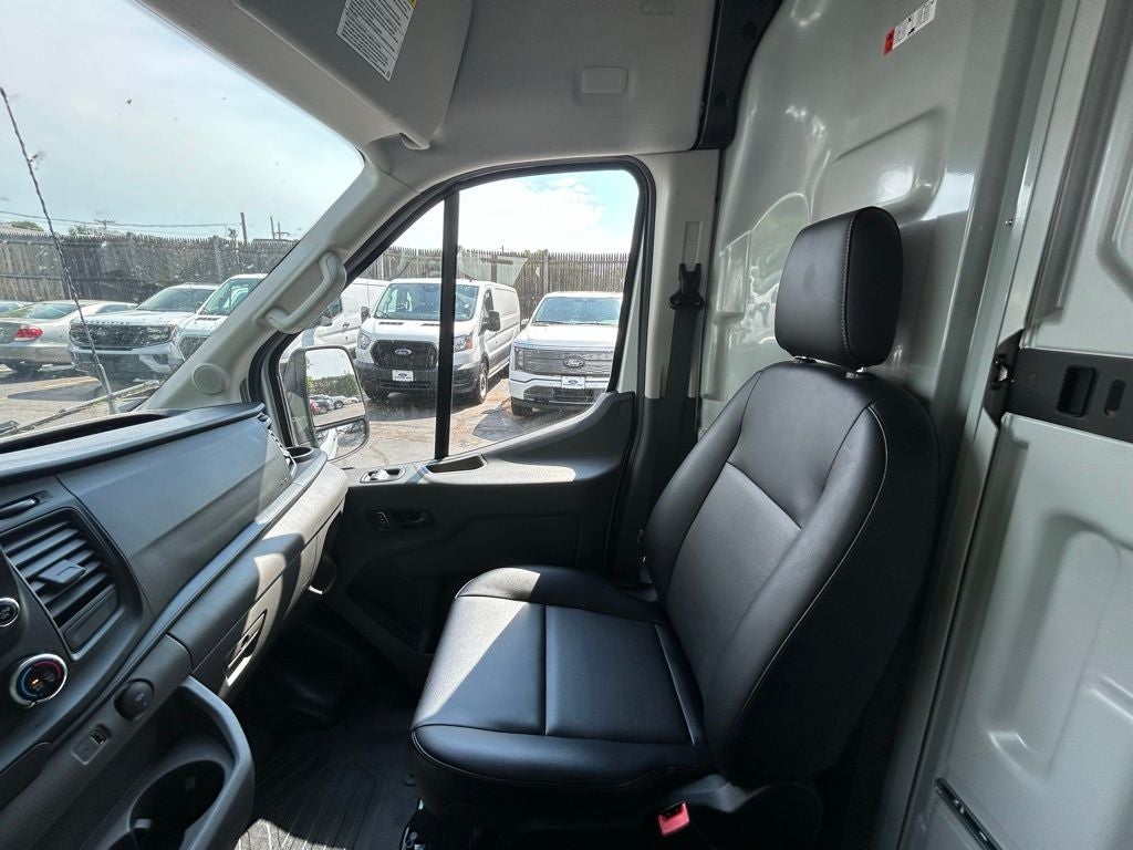 2024 Ford Transit Cargo Van Medium Roof AWD