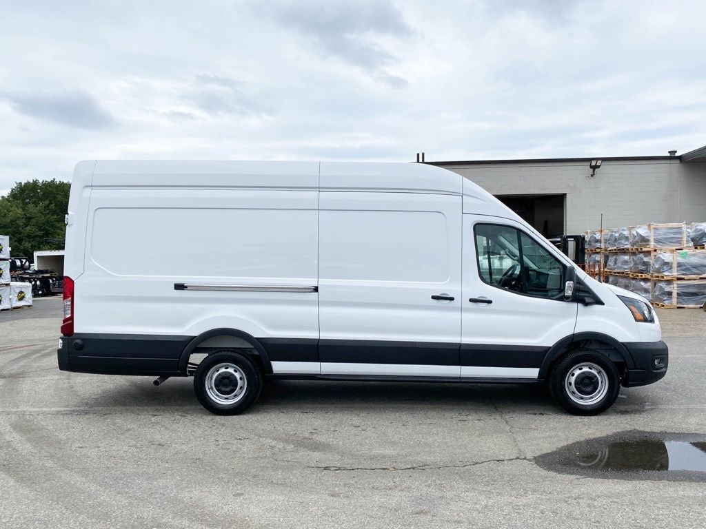 2026 Ford Transit Cargo Van HR