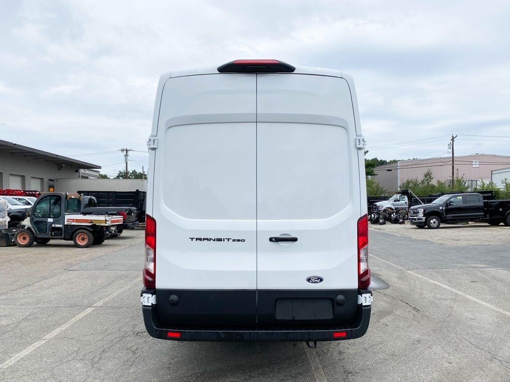 2026 Ford Transit Cargo Van HR