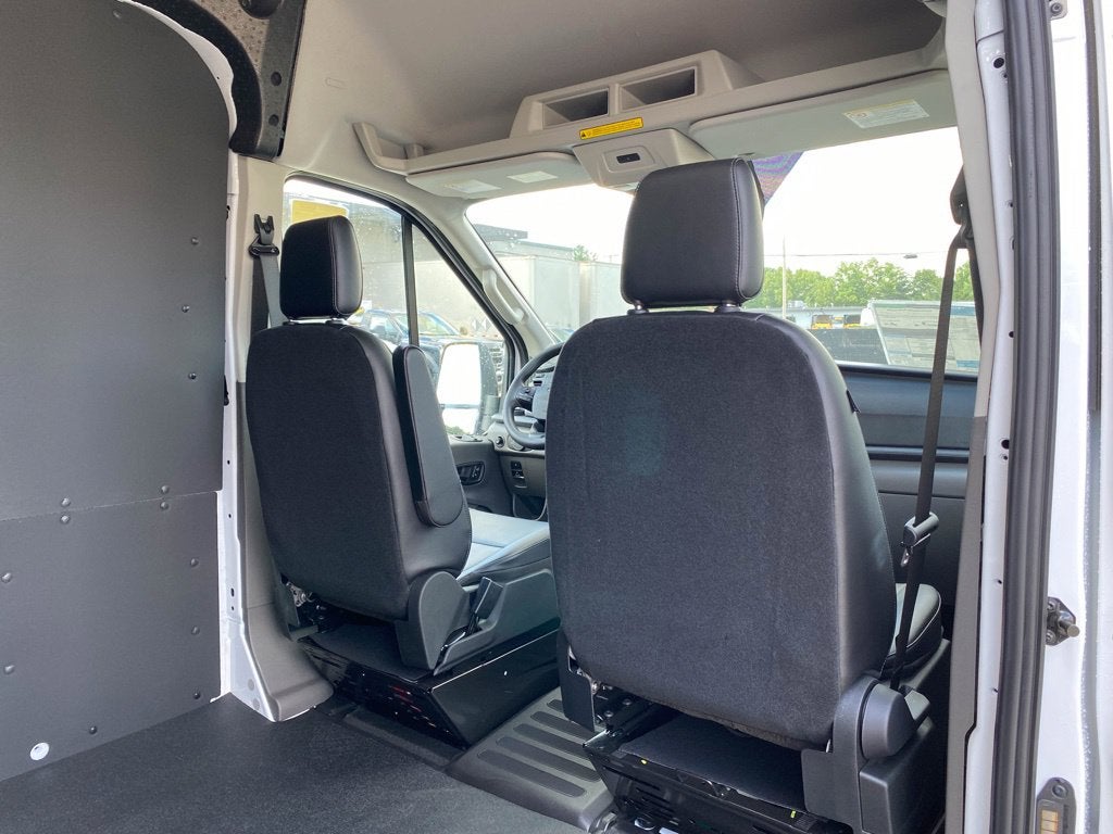 2026 Ford Transit Cargo Van HR