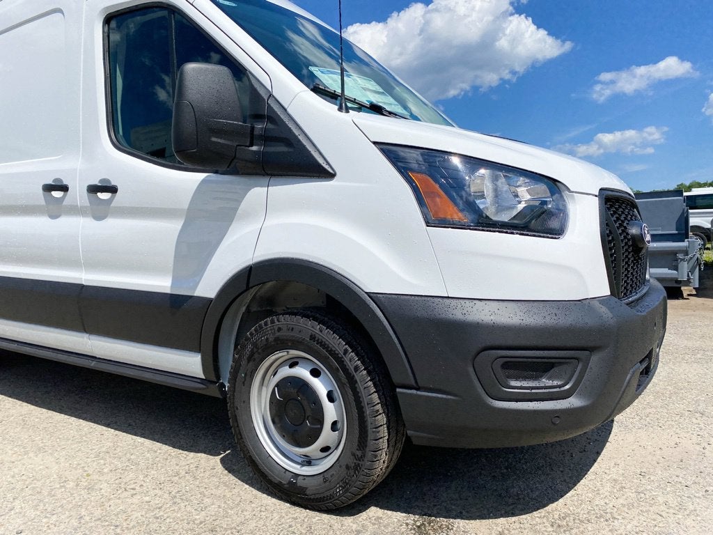 2026 Ford Transit Cargo Van HR