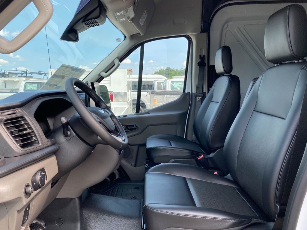 2026 Ford Transit Cargo Van HR