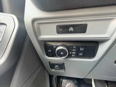 2025 Ford F-150 XLT Super Crew 4x4 V-8