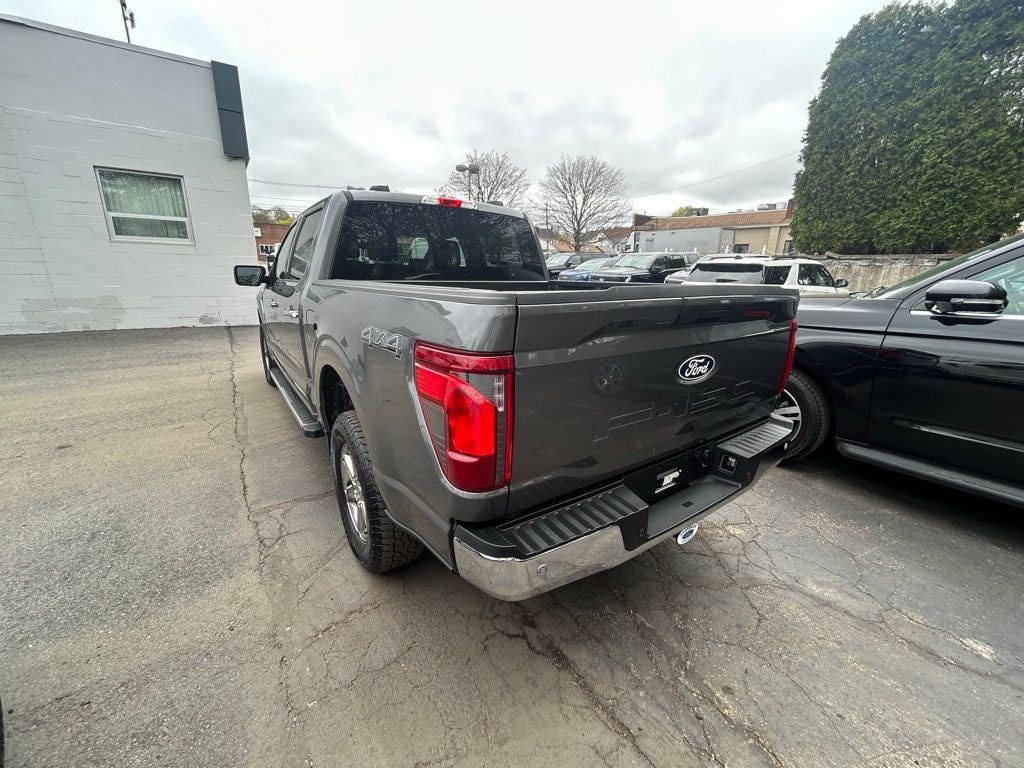 2025 Ford F-150 XLT Super Crew 4x4 V-8