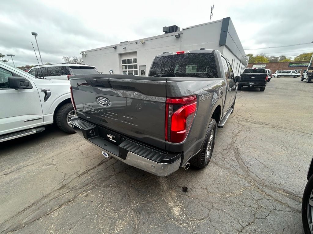 2025 Ford F-150 XLT Super Crew 4x4 V-8