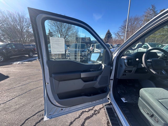 2025 Ford F-150 XLT Hybrid