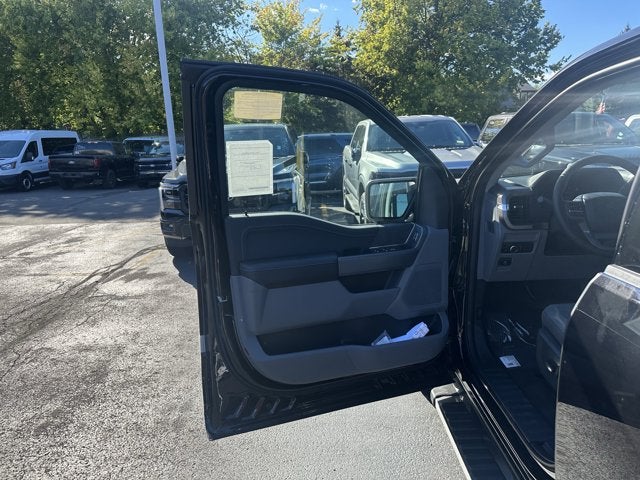 2025 Ford F-150 XLT Hybrid