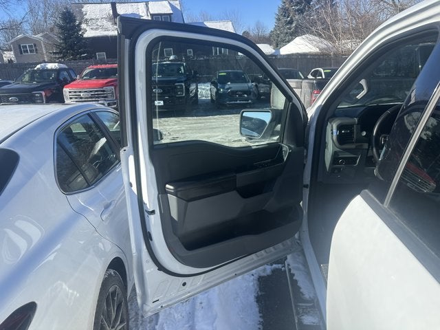 2024 Ford F-150 XLT Super Crew 4x4 w/Leather Heated Seats