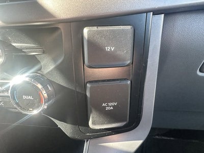 2024 Ford F-150 XLT Super Crew 4x4 w/Leather Heated Seats