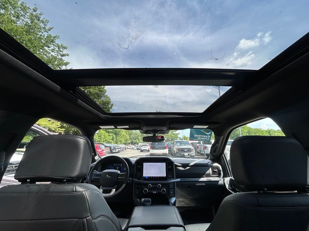 2025 Ford F-150 XLT M/Roof Nav. Loaded
