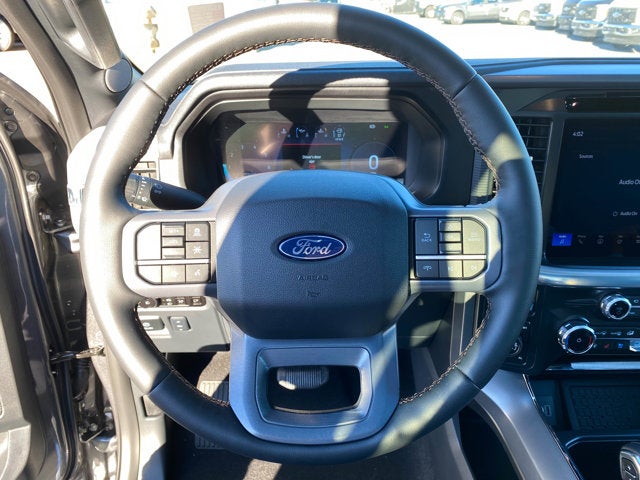 2025 Ford F-150 Lariat Hybrid