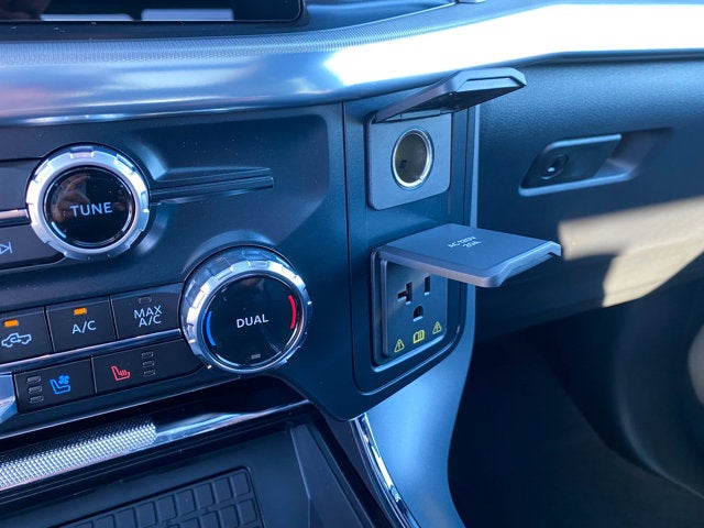 2025 Ford F-150 Lariat Hybrid