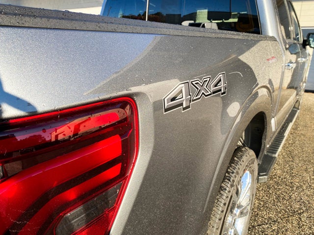 2025 Ford F-150 Lariat Hybrid