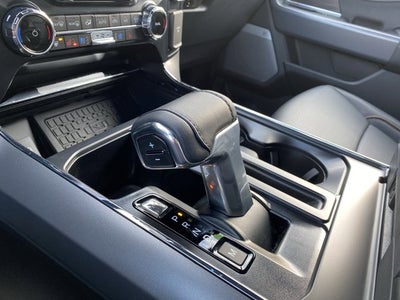 2025 Ford F-150 Lariat Hybrid