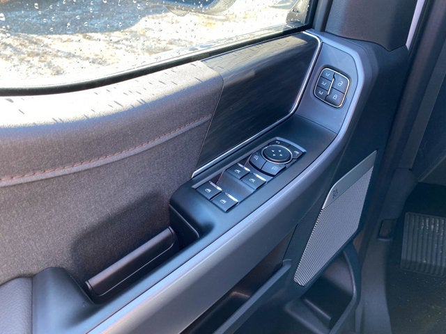 2025 Ford F-150 Lariat Hybrid