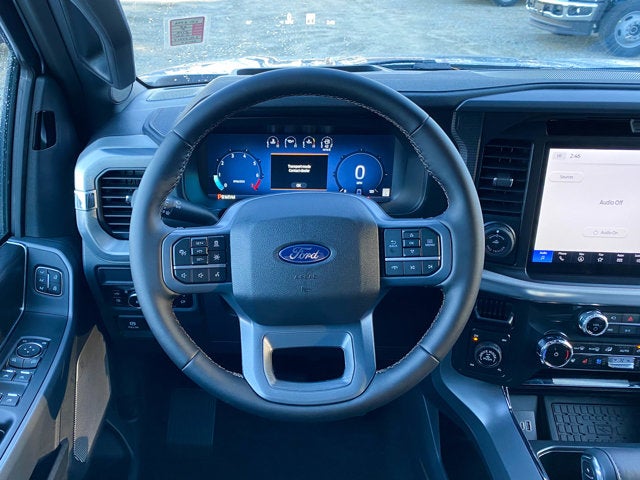 2025 Ford F-150 Lariat Hybrid