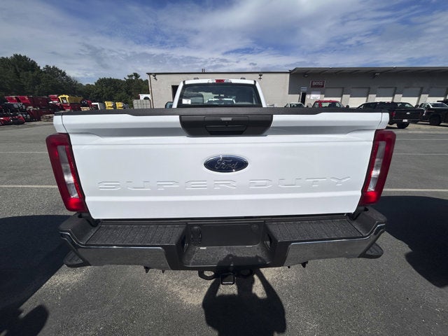 2026 Ford Super Duty F-350 XL Regular Cab 4x4