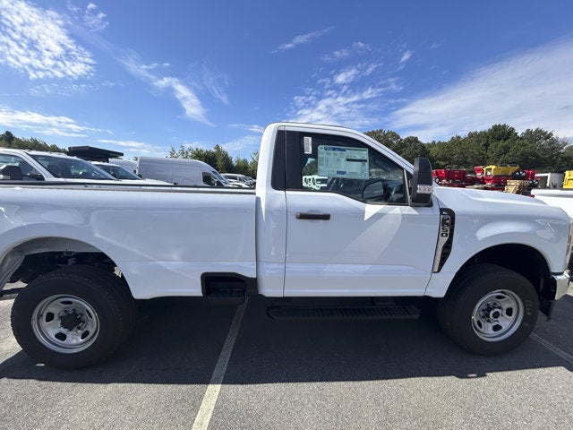 2026 Ford Super Duty F-350 XL Regular Cab 4x4