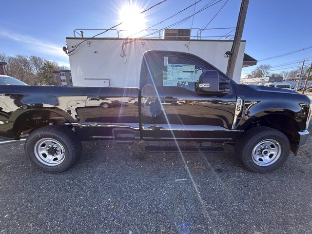 2026 Ford Super Duty F-350 XL Regular Cab 4x4