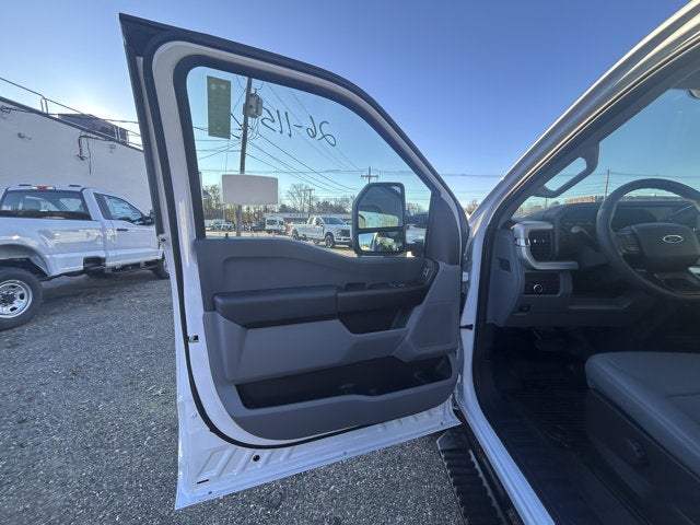 2026 Ford Super Duty F-350 XL Regular Cab 4x4