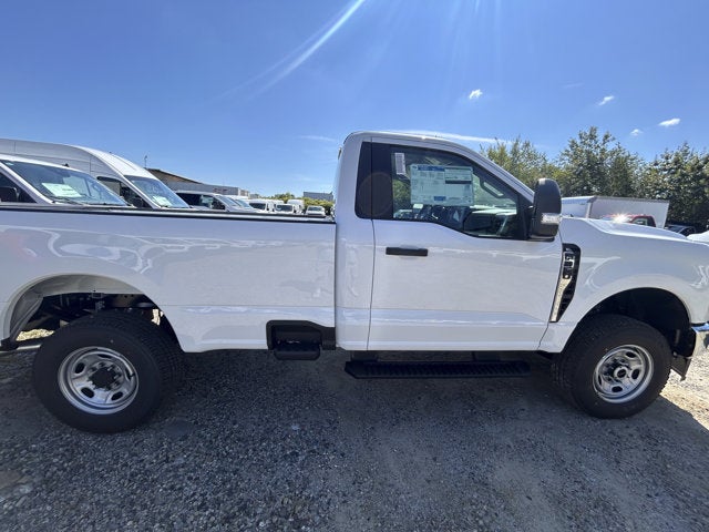 2026 Ford Super Duty F-350 XL Regular Cab 4x4