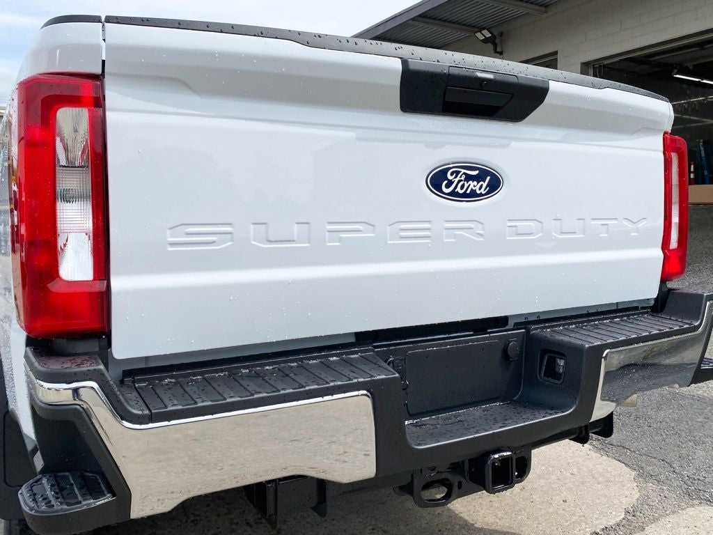 2027 Ford F-350 XL