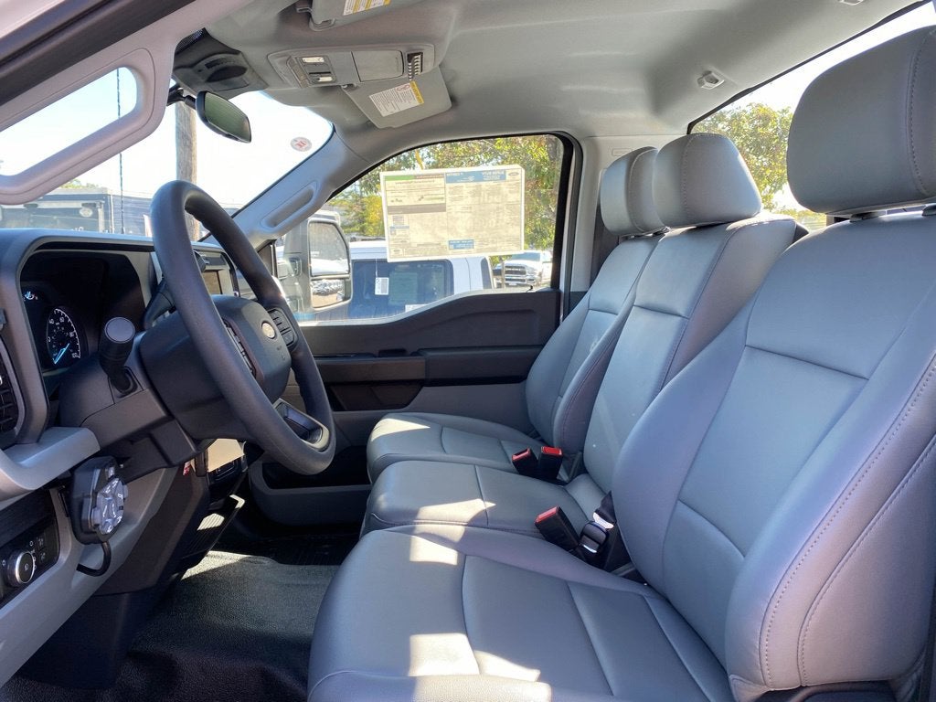 2027 Ford F-350 XL