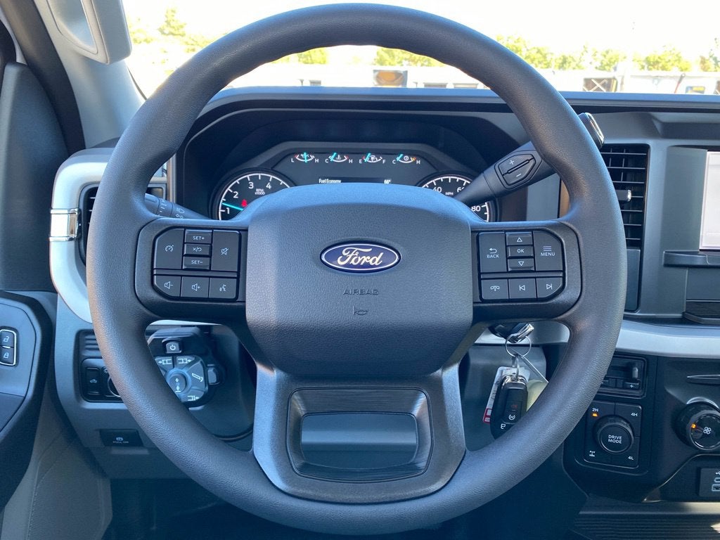 2027 Ford F-350 XL