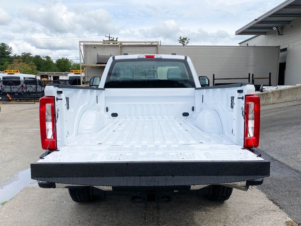 2027 Ford F-350 XL