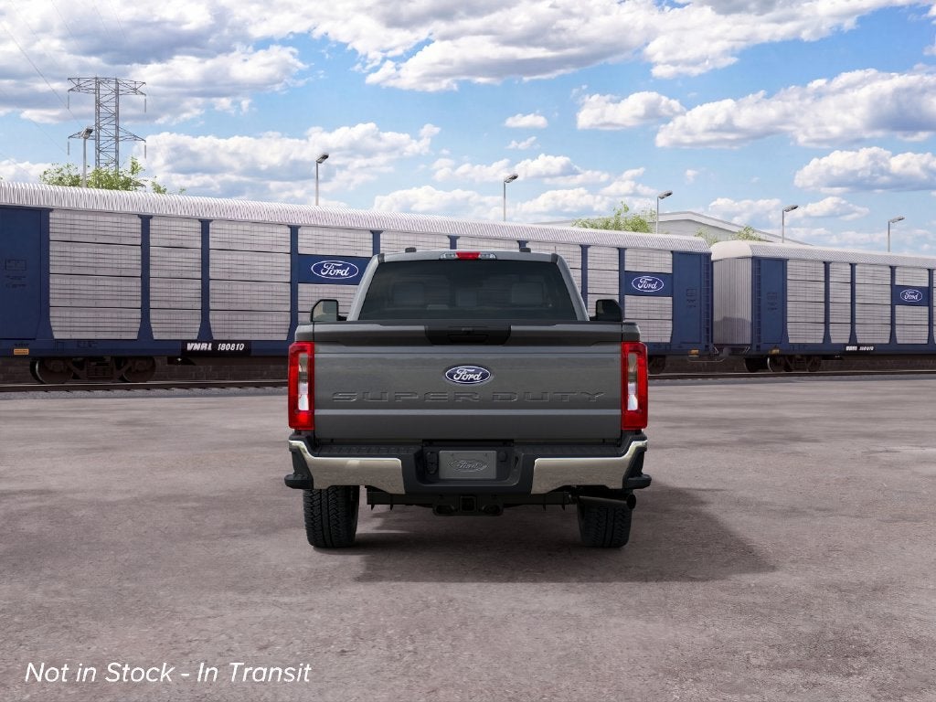 2027 Ford F-350 XLT