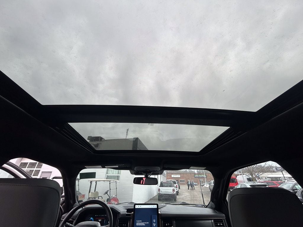 2023 Ford F-150 Lightning Lariat