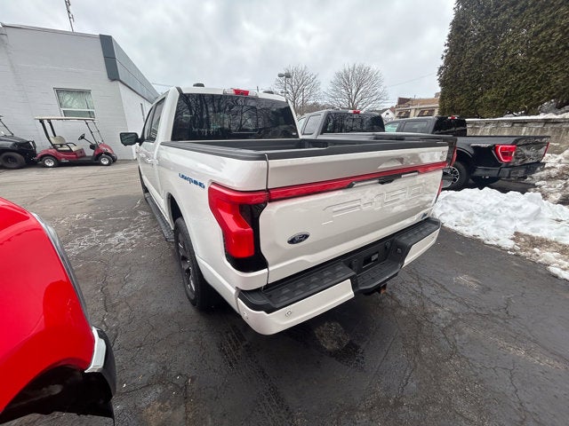 2023 Ford F-150 Lightning Lariat