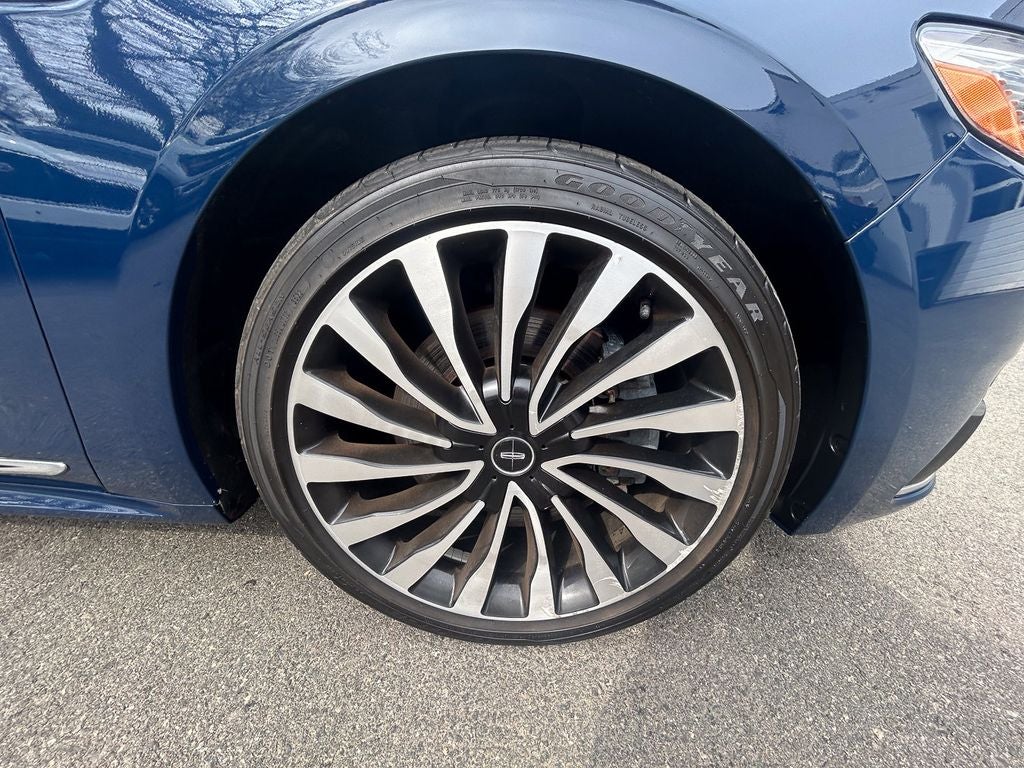 2017 Lincoln Continental Black Label