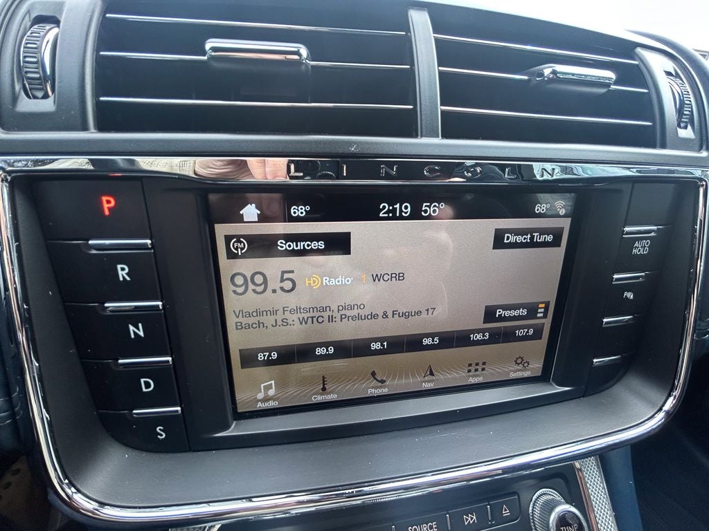 2017 Lincoln Continental Black Label