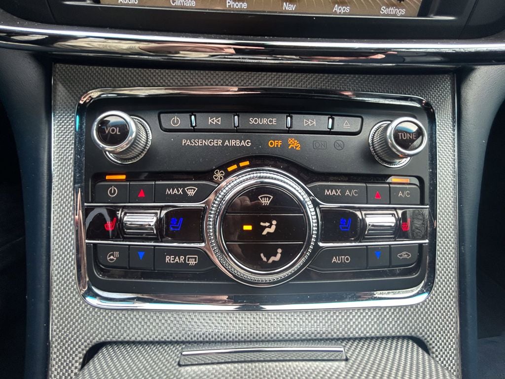 2017 Lincoln Continental Black Label